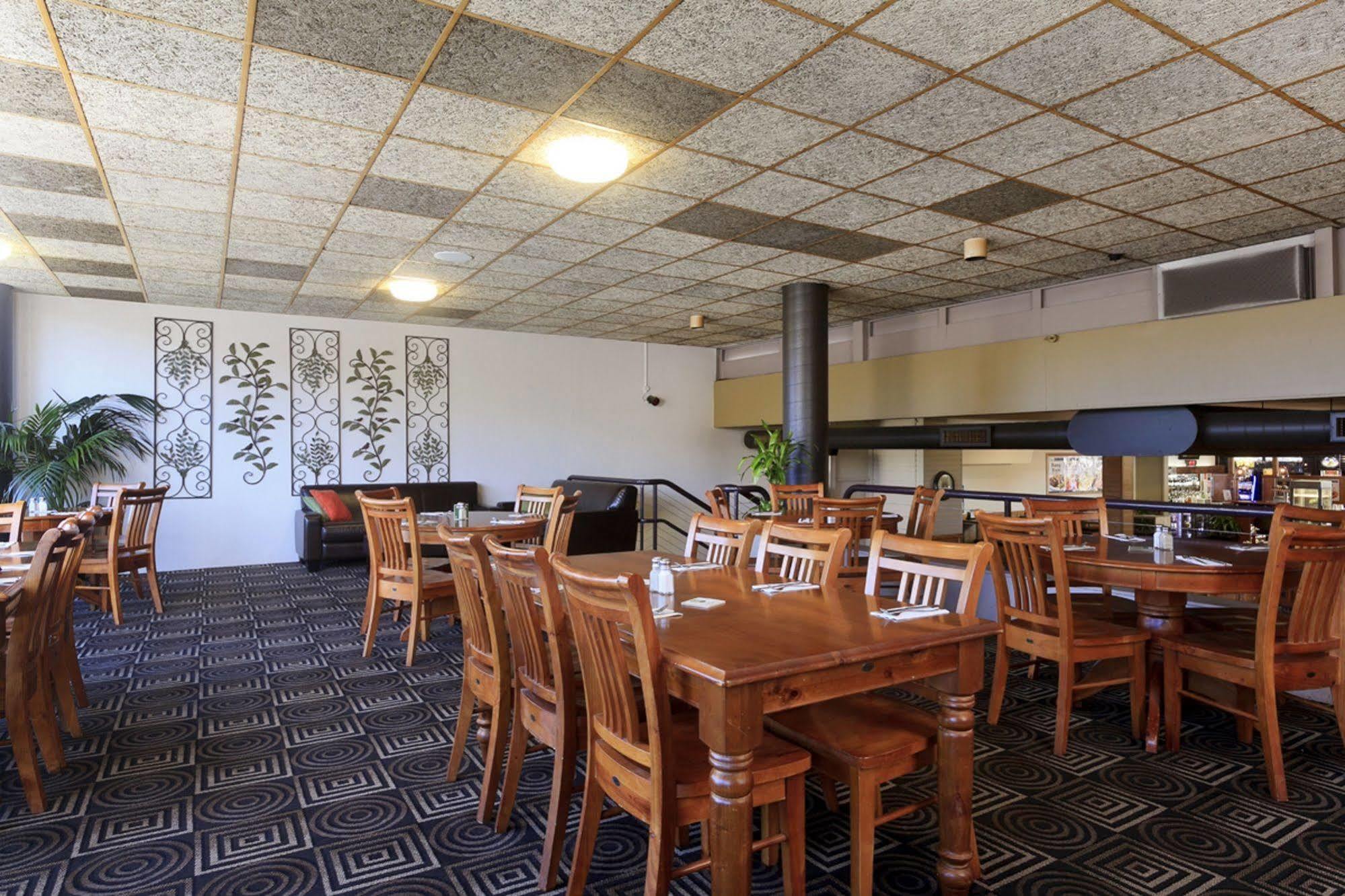 Shortland Budget Accommodation Jesmond Dış mekan fotoğraf