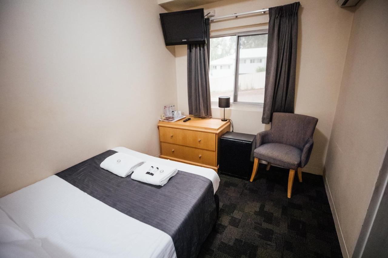 Shortland Budget Accommodation Jesmond Dış mekan fotoğraf