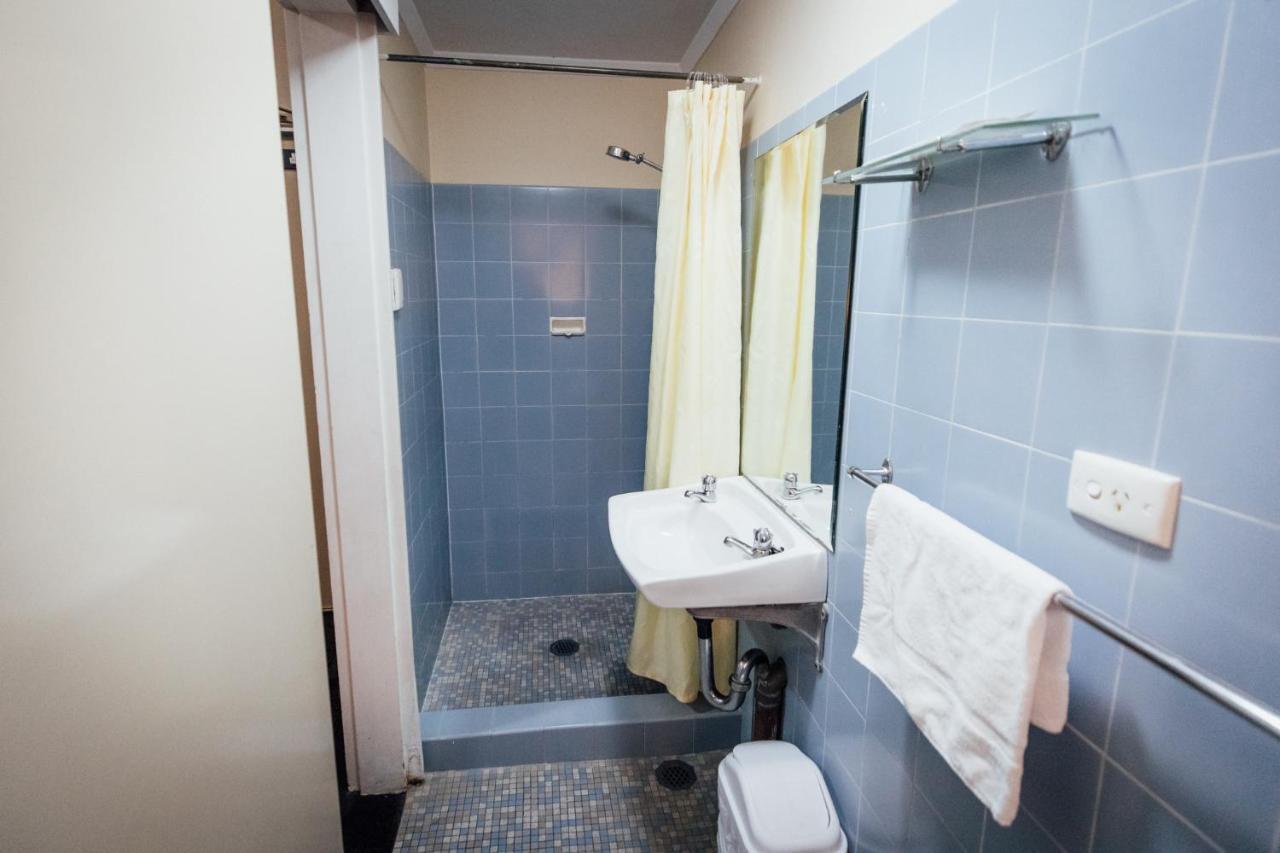 Shortland Budget Accommodation Jesmond Dış mekan fotoğraf